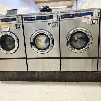Nave Center Wash'n Dry - 3-24-24 - Laundromat Near Me - Novato, California Nave Center Wash'n Dry - 3-24-24 - Laundromat Near Me - Novato, California