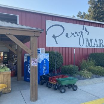 Perry’s Market - Outside - Fruits & Veggies Near Me - Manteca, California Perry’s Market - Outside - Fruits & Veggies Near Me - Manteca, California