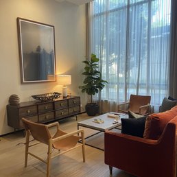 Seating area in lobby- privately tucked away. Games are also on the table, inviting you to stay awhile Seating area in lobby- privately tucked away. Games are also on the table, inviting you to stay awhile