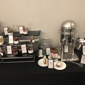 Hilton Paris Opera - Breakfast buffet - Hotels Near Me - Paris, 75