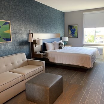 Home2 Suites by Hilton Temecula - king suite - Hotels Near Me - Temecula, California Home2 Suites by Hilton Temecula - king suite - Hotels Near Me - Temecula, California