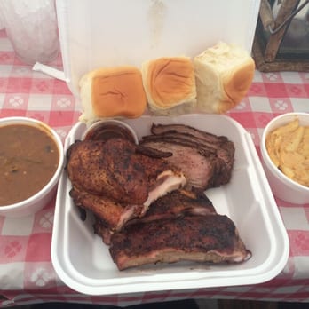 Copper Top BBQ - Big Pine sample platter - Barbeque Near Me - Big Pine, California Copper Top BBQ - Big Pine sample platter - Barbeque Near Me - Big Pine, California