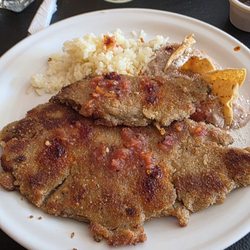 Restaurant Adobe - Milanesa de Res