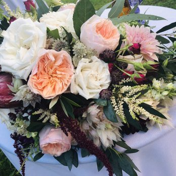 Grace Flowers Hawaii - Florists Near Me - Honokaa, Hawaii