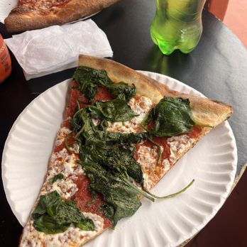 Joe's Pizza - Pizza Near Me - Brooklyn, New York