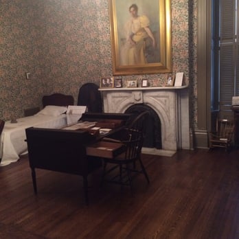 Jane Addams Hull-House Museum - Museums Near Me - Chicago, Illinois