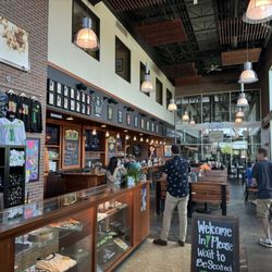 Worthy Brewing - Bar, Restaurant