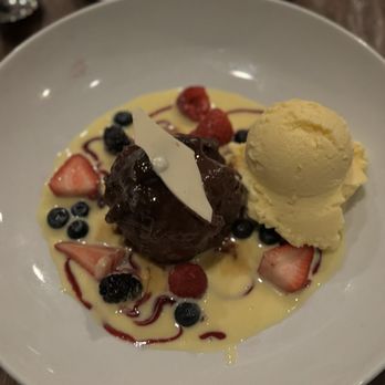 Rusconi's American Kitchen - Chocolate Bread Pudding with Vanilla Ice Cream - American Near Me - Phoenix, Arizona Rusconi's American Kitchen - Chocolate Bread Pudding with Vanilla Ice Cream - American Near Me - Phoenix, Arizona
