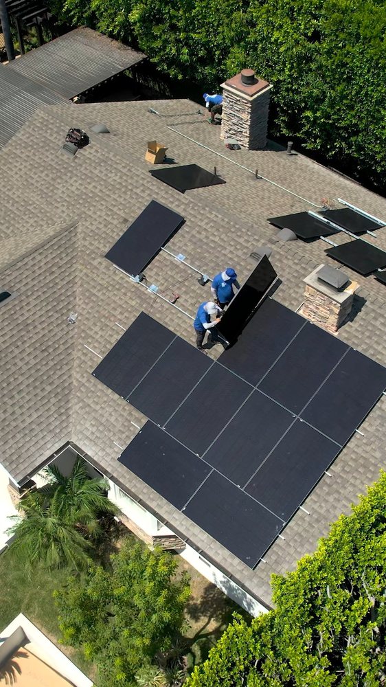 Slide of Sky Solar Pro