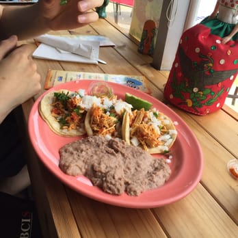El Azteca Mexican - Shredded chicken taco with beans - Mexican Near Me - Poughkeepsie, New York El Azteca Mexican - Shredded chicken taco with beans - Mexican Near Me - Poughkeepsie, New York