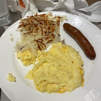 Elly's Pancake House - Cheese eggs, Hashbrowns, Amys Chicken Sausage - Breakfast & Brunch Near Me - Chicago, Illinois
