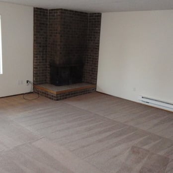 Sunrise Estates Apartments - Large living rooms - Apartments Near Me - Kent, Washington Sunrise Estates Apartments - Large living rooms - Apartments Near Me - Kent, Washington
