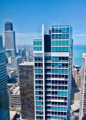 Residences At River East Center