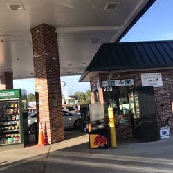 Harris Teeter Fuel Center - Place for gas