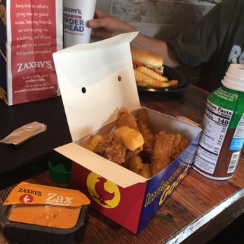 Zaxbys - Kids Kiddie Finger meal - Chicken Wings Near Me - Charlottesville, Virginia