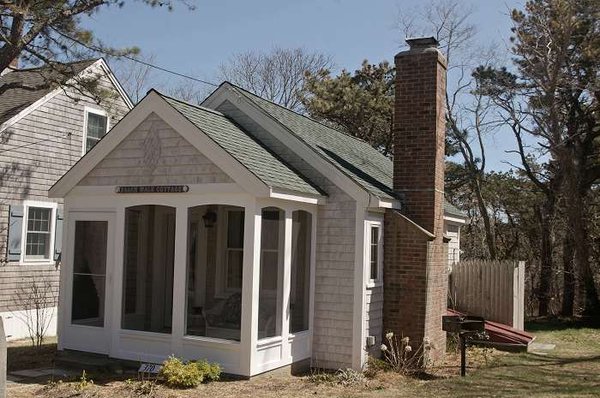 Surf Side Cottages by null