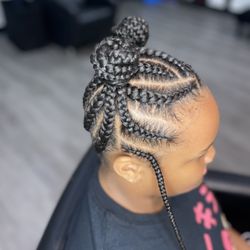 Knourish by E - Feed in Cornrows