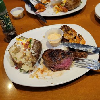 Outback Steakhouse - The steak combo - Steakhouses Near Me - Marysville, Washington