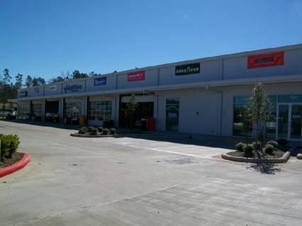 BILL FICK FORD - Updated July 2025 - 19 Photos & 33 Reviews - 737 N Fwy