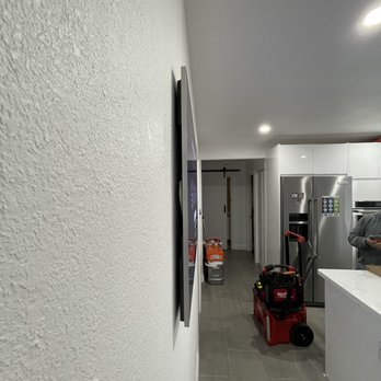 Decoto Tv Mounting - Samsung frame tv - TV Mounting Near Me Decoto Tv Mounting - Samsung frame tv - TV Mounting Near Me
