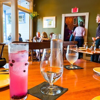 Galyn's - Inside - Seafood Near Me - Bar Harbor, Maine Galyn's - Inside - Seafood Near Me - Bar Harbor, Maine