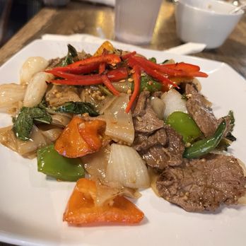 Cafe de Bangkok - Gilbert - 5. L-Pad Kee Mao Nuer (Beef Pad Kee Mao) - Thai Near Me - Gilbert, Arizona Cafe de Bangkok - Gilbert - 5. L-Pad Kee Mao Nuer (Beef Pad Kee Mao) - Thai Near Me - Gilbert, Arizona