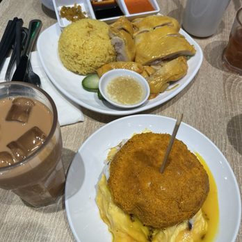 Cafe De Hong Kong - Signature Hainanese chicken rice (top), signature foie gras & black truffle pineapple bun (bottom), iced Hong Kong milk tea (left) - Hong Kong Style Cafe Near Me - Markham, Ontario