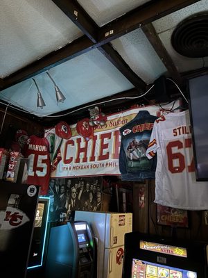 Big Charlie's Saloon by null