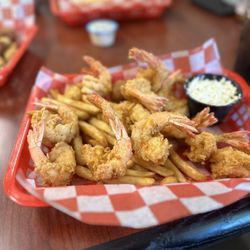 Bayou Seafood Company - Shrimp platter... plump and delish!