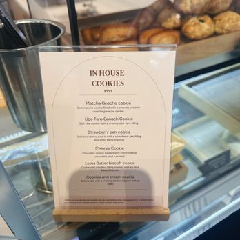 Broken Coffee - Fort Apache - Coffee & Tea Near Me - Las Vegas, Nevada Broken Coffee - Fort Apache - Coffee & Tea Near Me - Las Vegas, Nevada