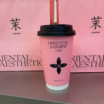 Molly Tea - Premium Jasmine Oat Milk Tea - Bubble Tea Near Me - Bellevue, Washington