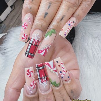 Golden Nail Spa - Please book appointment to come, We're walking welcome too. Happy Holidays to everyone. - Nail Salons Near Me - Millbrae, California