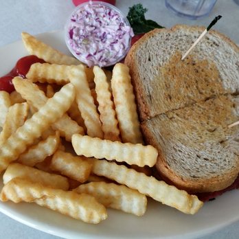 Elmo's Diner - Reuben - Diners Near Me - Durham, North Carolina