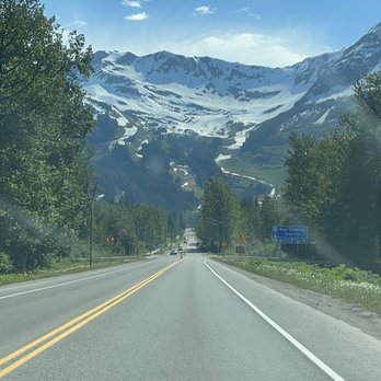 Alyeska Resort - The drive in - Ski Resorts Near Me - Girdwood, Alaska