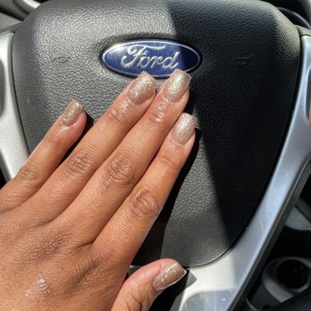 Foxy Nail - Nail Salons Near Me - Duarte, California