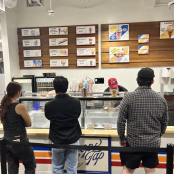 Scoops On Tap - Super friendly ice cream maker/owner! - Ice Cream & Frozen Yogurt Near Me - Covina, California