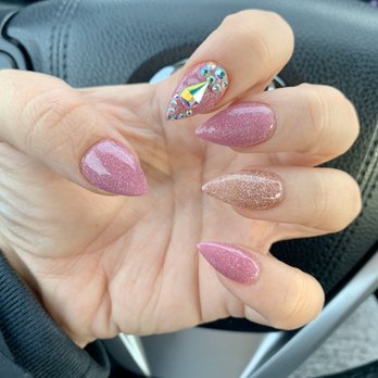 Nail Studio II - Nail Salons Near Me - Cranberry Twp, Pennsylvania