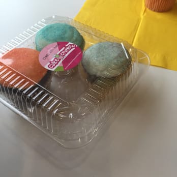 Cake Crumbs - B-Dazzeled 4 pack - Cupcakes Near Me - Southfield, Michigan Cake Crumbs - B-Dazzeled 4 pack - Cupcakes Near Me - Southfield, Michigan