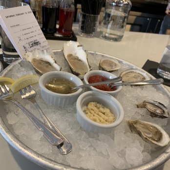 Easy Bistro - Oysters - New American Near Me - Chattanooga, Tennessee Easy Bistro - Oysters - New American Near Me - Chattanooga, Tennessee