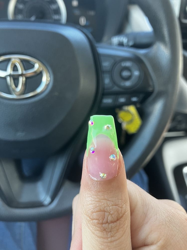 NAILS 3000 Updated September 2024 16 Photos & 24 Reviews 517 Park