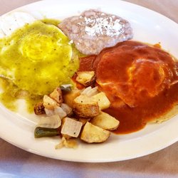 Restaurante La Villa - Huevos divorciados.