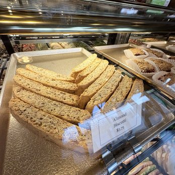 Hoffman's Fine Cakes & Pastries - Bakeries Near Me - Redmond, Washington Hoffman's Fine Cakes & Pastries - Bakeries Near Me - Redmond, Washington