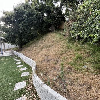 What-A-Guy Handyman and Landscaping Services - Before (hill) - Landscaping Near Me What-A-Guy Handyman and Landscaping Services - Before (hill) - Landscaping Near Me
