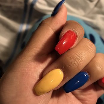 Nail Spot - The video it doesn't show the depth but here's a closer look of it as you can see on the yellow nail, this is gel polish - Nail Salons Near Me - Norco, California Nail Spot - The video it doesn't show the depth but here's a closer look of it as you can see on the yellow nail, this is gel polish - Nail Salons Near Me - Norco, California