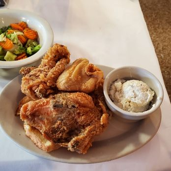 Schnell's Restaurant & Bar - Fried Chicken - Sandwiches Near Me - Marrero, Louisiana Schnell's Restaurant & Bar - Fried Chicken - Sandwiches Near Me - Marrero, Louisiana