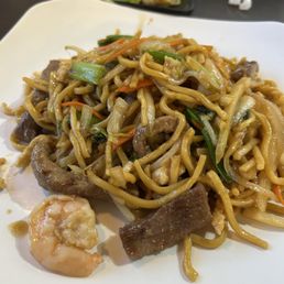W&Z ASIAN BISTRO & SUSHI BAR - Updated August 2025 - 21