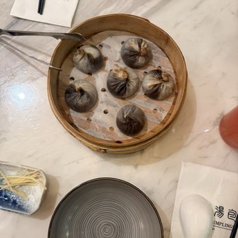 Supreme Dumplings - Shanghainese Near Me - Honolulu, Hawaii Supreme Dumplings - Shanghainese Near Me - Honolulu, Hawaii
