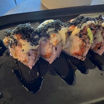Kuro Sushi - Kuro roll - Sushi Bars Near Me - Bellevue, Washington Kuro Sushi - Kuro roll - Sushi Bars Near Me - Bellevue, Washington