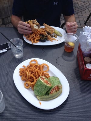 Vines On Clark by null