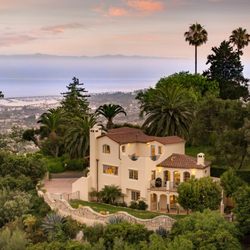 Mike Richardson - Richardson Real Estate Services - 900 Las Alturas - Sold for  $3,835,000 - November 2024